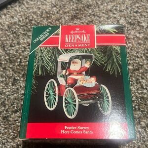 1990 vintage hallmark keepsake ornament “festive surrey here comes Santa”